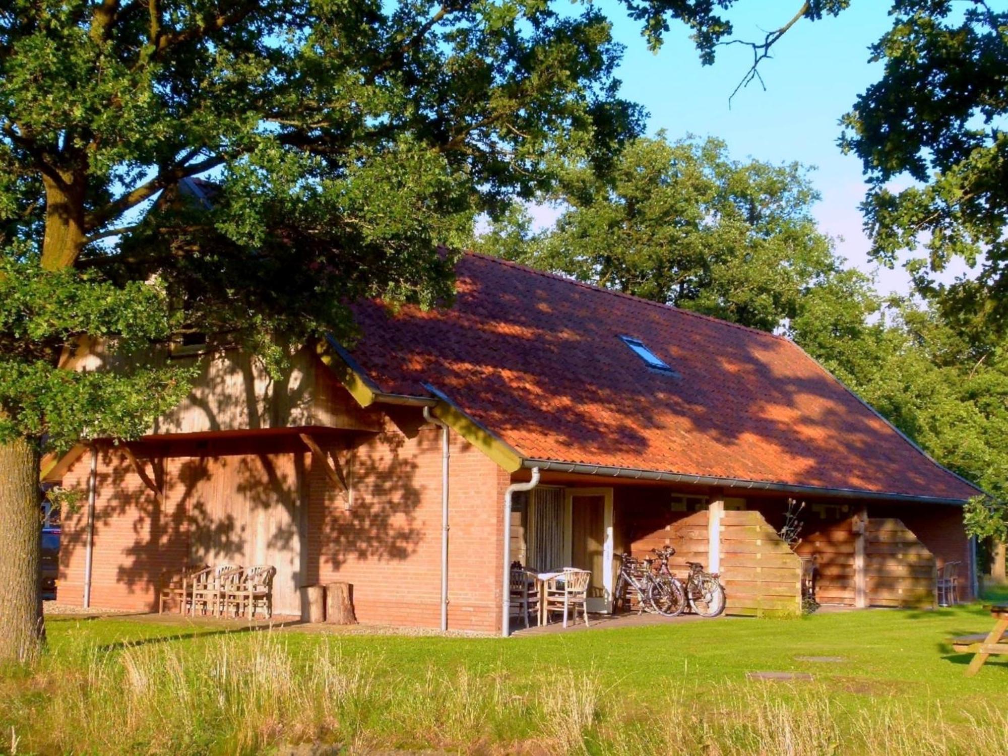 Holiday Home In Geesteren With Roof Terrace Garden Furniture Eksteriør billede
